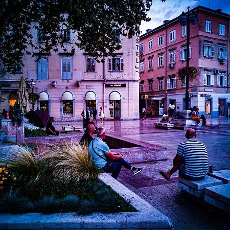 Hostel Kosy Rijeka Eksteriør bilde