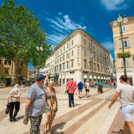 Hostel Kosy Rijeka Eksteriør bilde