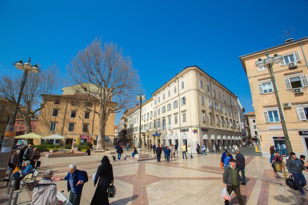 Hostel Kosy Rijeka Eksteriør bilde