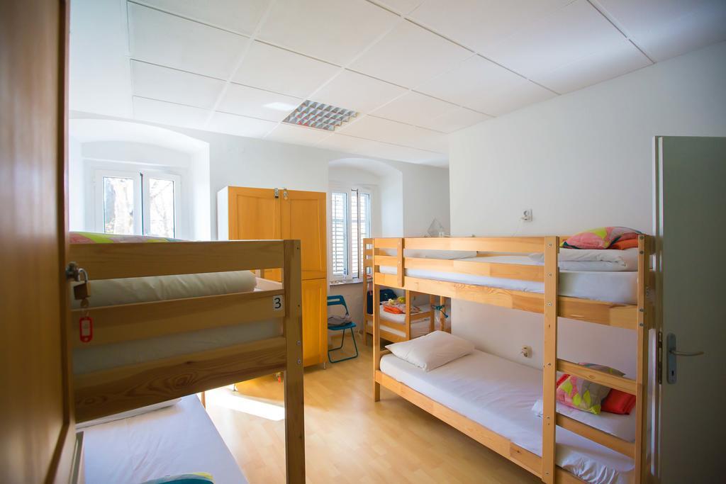 Hostel Kosy Rijeka Eksteriør bilde